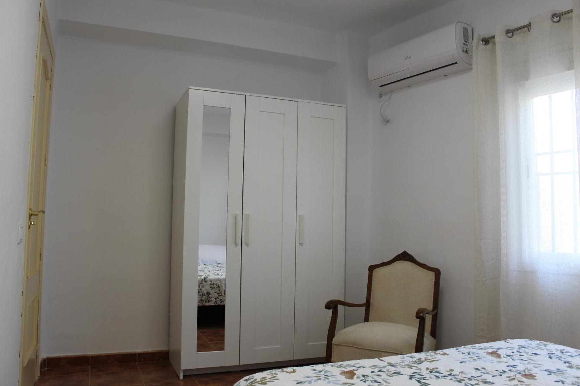 Ella Apartment Казорла Екстериор снимка